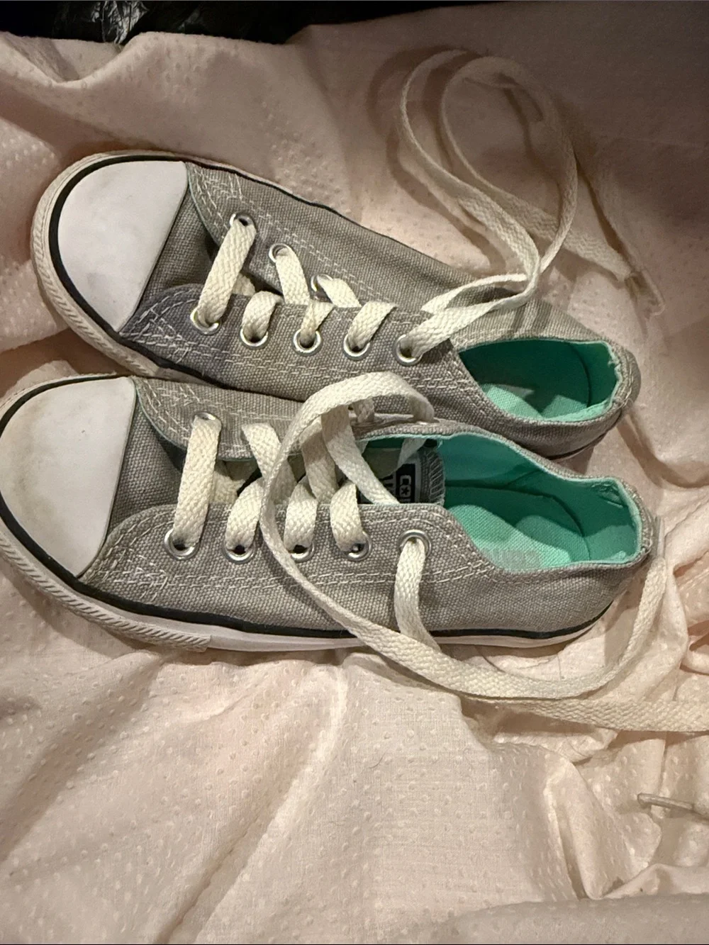 Converse All Star Kids Low-Top Canvas Sneakers in Gray with Mint Insole